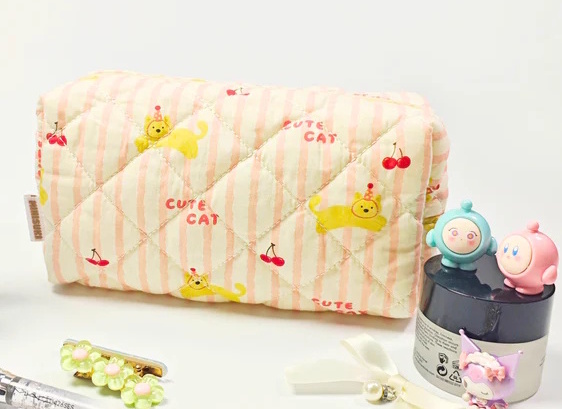 miaous-cerisettes-makeup-bag-kawai 3