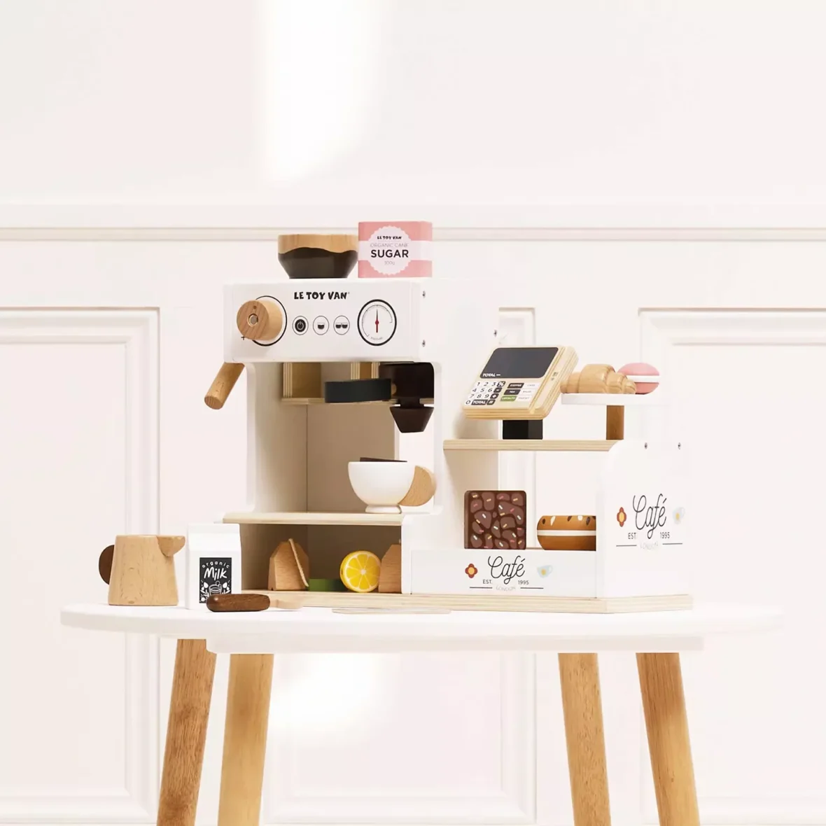 TV3004-Barista-Cafe-Shop-Coffee-Cakes-Bagel-Tea-Wooden-Toy (8)_1500x1500